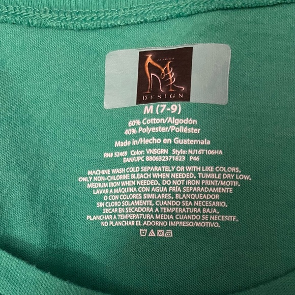 Woman’s green tee short sleeves size M (7-9) cow with a tear vegan - Picture 3 of 7